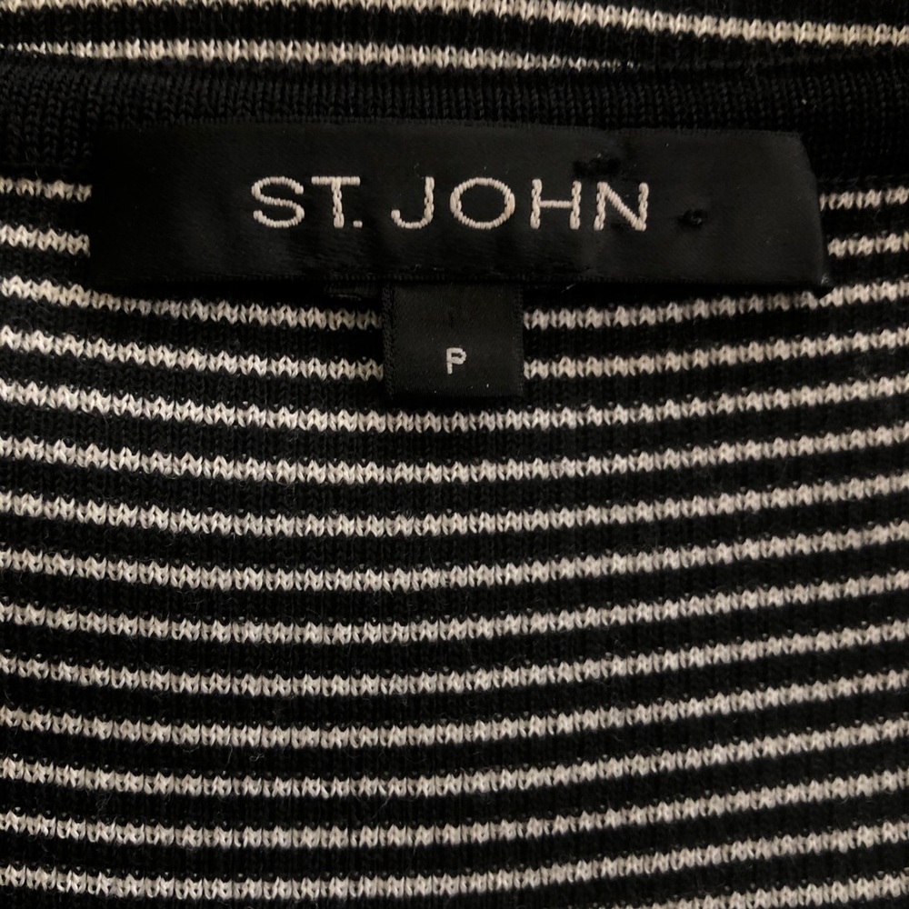 St. John Wool blend Top - Picture 8 of 8